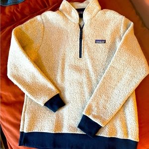Oat/navy 1/2 zip Patagonia sweater. Like new condition. Size XL. No trades.